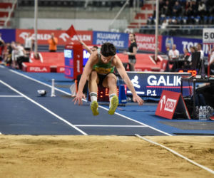 Halowe mistrzostwa Polski w Kujawsko-Pomorskiej Arenie Toruń. Zdjęcia kibiców i zawodników