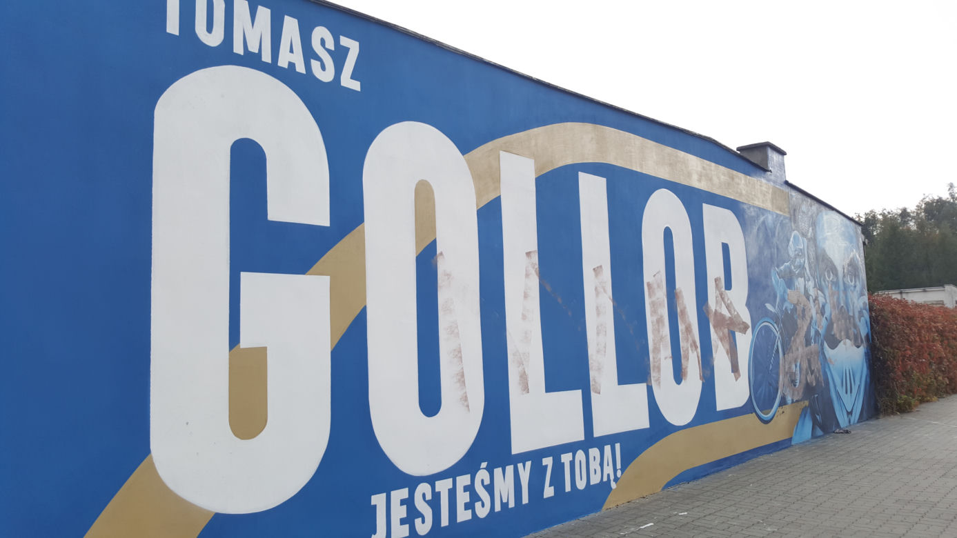 Ktoś zniszczył mural Tomasza Golloba w Bydgoszczy