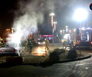 Pijany sprzedawca choinek podpalił mercedesa