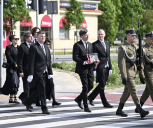 Grób Andrzeja Olechowskiego