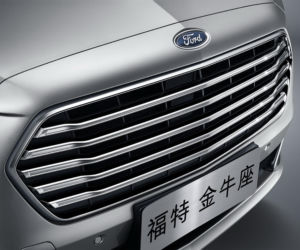 Ford Taurus 2015