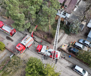 Interwencje Strażaków przy likwidacji szkód spowodowanych przez gwałtowny wiatr i burze