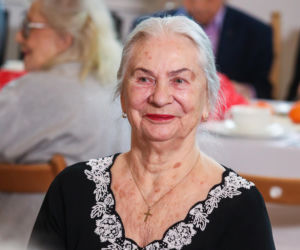 Żyła już tylko wspomnieniami o mężu