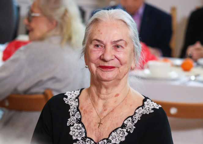 Żyła już tylko wspomnieniami o mężu