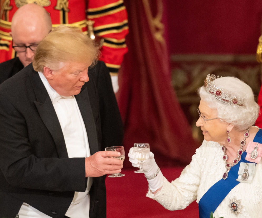 Donald Trump i królowa Elżbieta