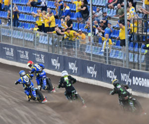 Żurawie na żużlu. Lubelscy kibice speedwaya są naprawdę wysokich lotów