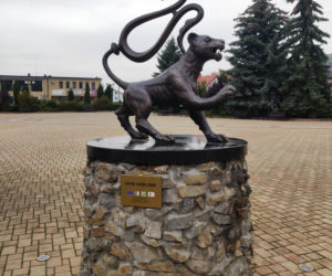 To jedno z najpiękniejszych miast w województwie małopolskim. Kiedyś było wsią, która należała do biskupów krakowskich