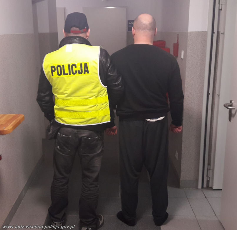 Pościg za pijanym 41-latkiem zakończył się wypadkiem na Bartoszewskiego w Łodzi