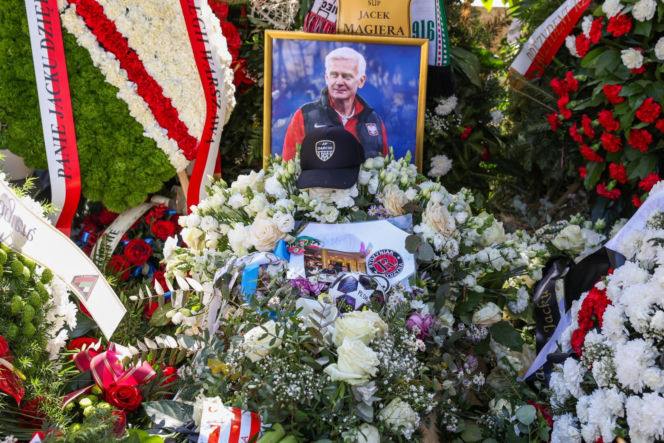 Tak wygląda grób Jacka Magiery dwa dni po pogrzebie