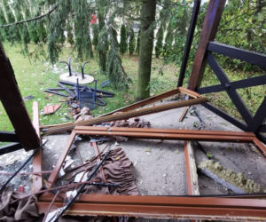 Zabłędza. EKSPLOZJA butli z gazem! Dwie osoby poparzone 