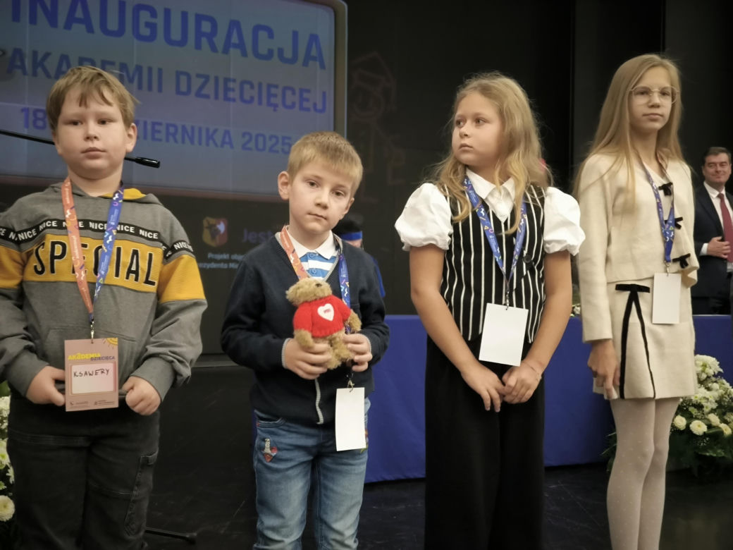 Inauguracja roku akademickiego dziecięcego uniwersytetu w ANS