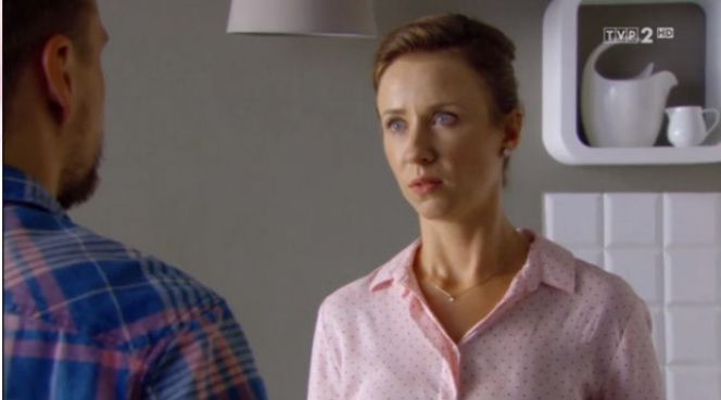 O mnie się nie martw 5 sezon odc. 2 Krzysiek (Paweł Domagała), Marta (Katarzyna Ankudowicz)