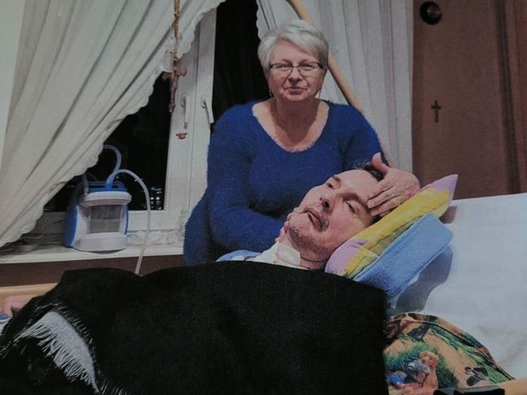 Z zimną krwią rozpłatał Gerardowi głowę młotkiem. Mężczyzna cudem wyrwał się śmierci