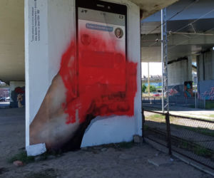 Mural na filarze Trasy Zamkowej został zniszczony 