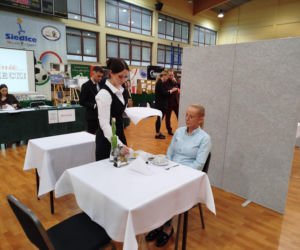 Już po raz ósmy w Siedlcach rywalizowali młodzi kelnerzy z całej Polski