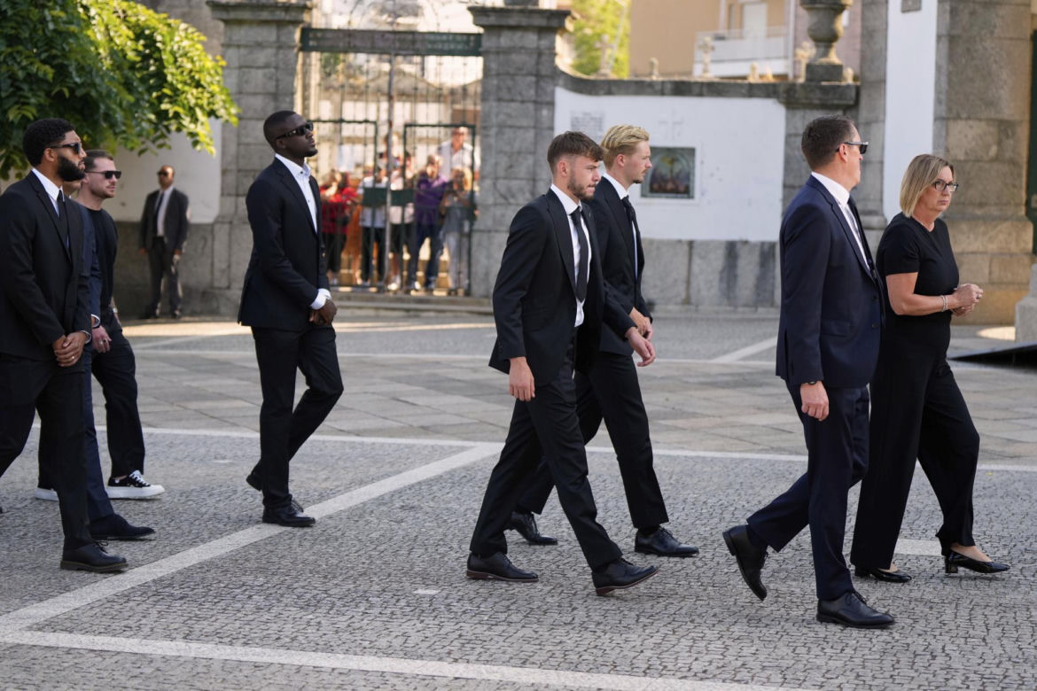 Pogrzeb Diogo Joty. Pożegnały go gwiazdy piłki