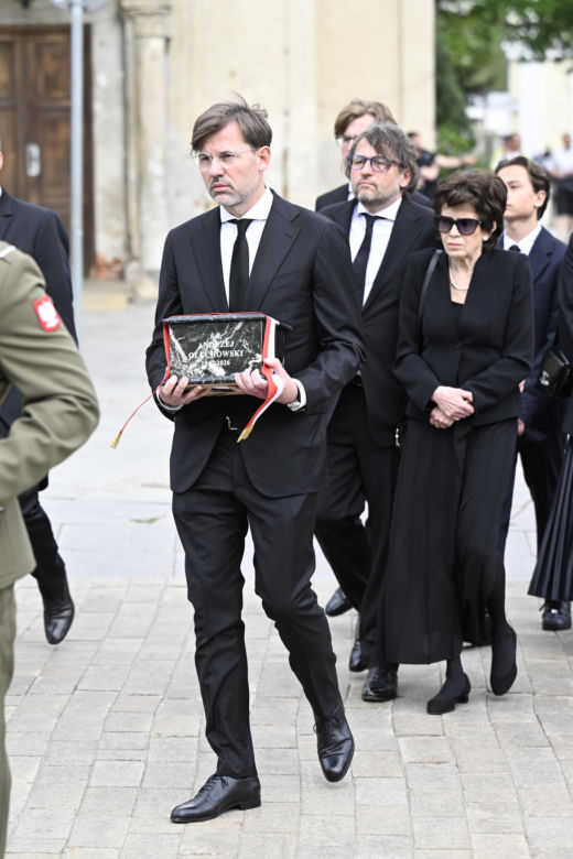 Grób Andrzeja Olechowskiego