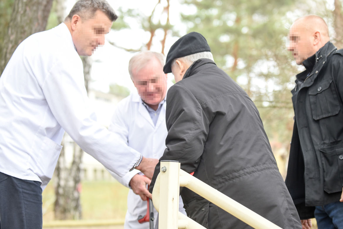 Jarosław Kaczyński pojechał do szpitala
