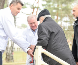 Jarosław Kaczyński pojechał do szpitala