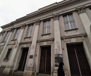 Był bank, będzie uczelnia. Ruszył remont zabytkowego gmachu w centrum Kalisza