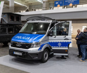 Policjanci na Poznań Motor Show