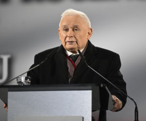 Rocznica katastrofy smoleńskiej. Tłumy ruszyły w Marszu Pamięci