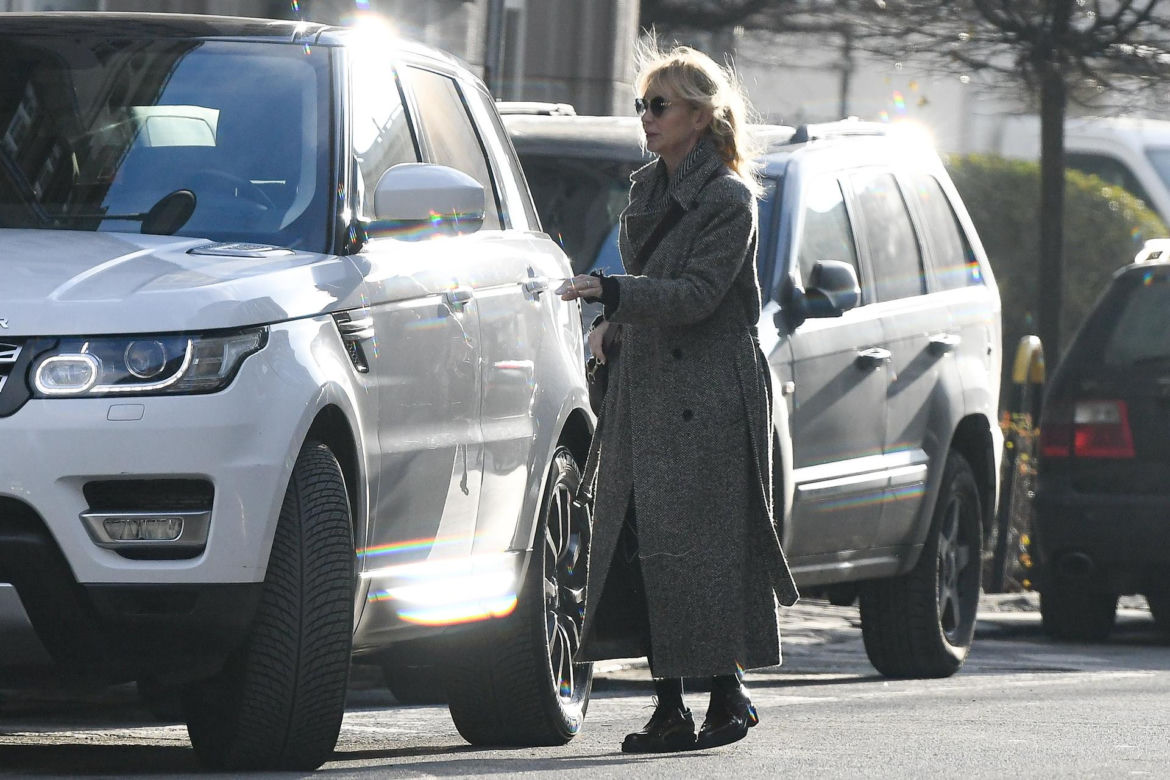 Beata Ścibakówna parkuje na zakazie