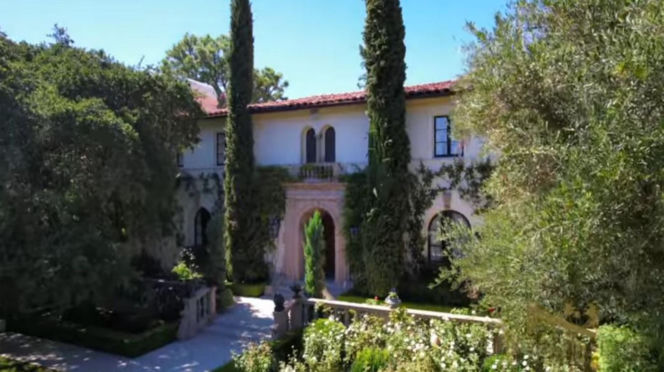 Słynna posiadłość Ozzy'ego Osbourne'a trafiła na sprzedaż! Gwiazdorski luksus za KOLOSALNĄ sumę!