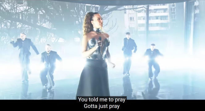 Martyna Byczkowska wyreżyserowała teledysk Alicji Szemplińskiej "Pray"