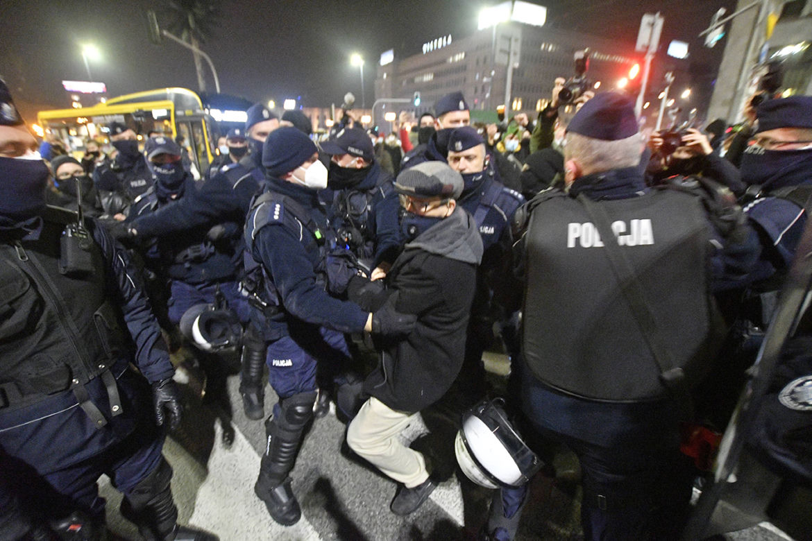 Blokada Sejmu przez Ogólnopolski Strajk Kobiet