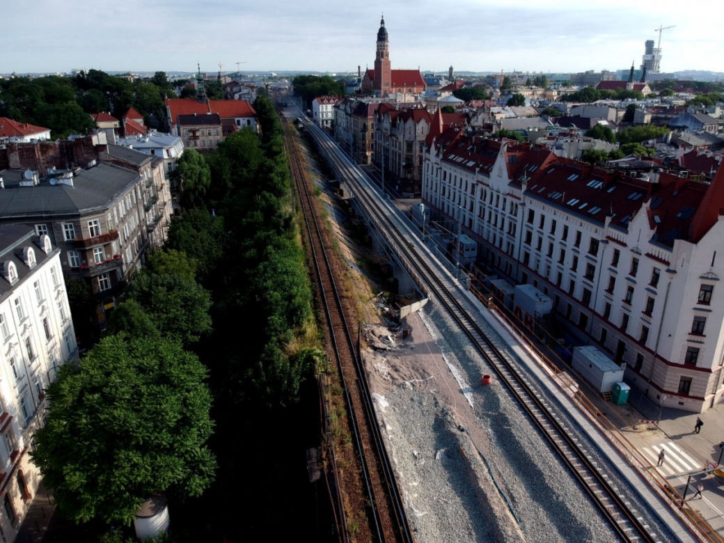 Pociągi na nowych estakadach w Krakowie!
