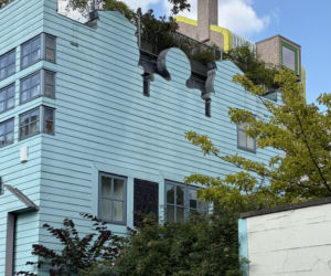 Blue House w Londynie od FAT