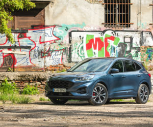 Ford Kuga 2.5 Plug-In Hybrid 225 KM eCVT FWD ST-Line