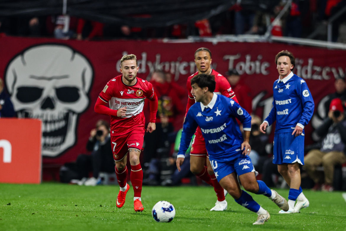 Widzew Łódź - Wisła Kraków; Zdjęcia kibiców i zawodników z meczu 11. kolejki PKO BP Ekstraklasy 2026/27