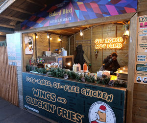 Jest rozmach! - tak polscy turyści oceniają świąteczny jarmark w Londynie. Kramy stoją też przy słynnym London Eye – z widokiem na Big Bena. Zobaczcie nasze zdjęcia!