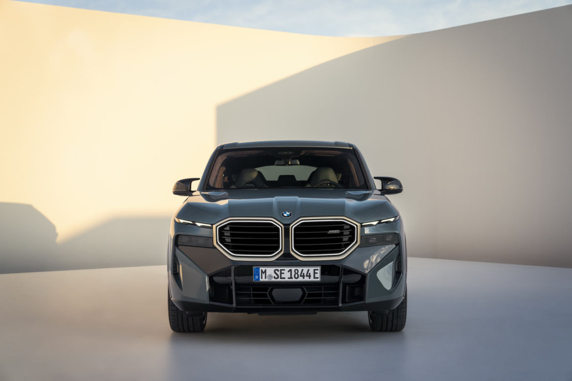 BMW XM (2023)