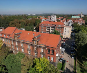 Szpital nr 1 w Bytomiu wstrzymuje przyjęcia na internę. Placówka tłumaczy decyzję brakami kadrowymi