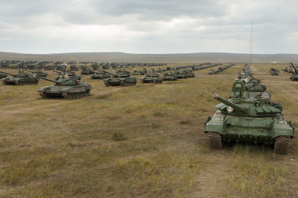 Rosyjska armia na froncie. Ponad 700 tys. żołnierzy walczy w Ukrainie, ale straty są ogromne