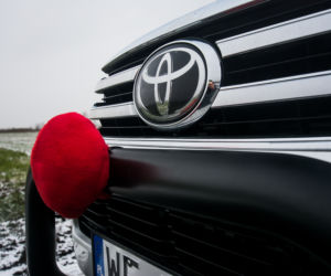 Toyota Hilux Selection 2.4 D-4D 4x4 - pomocnik Świętego Mikołaja