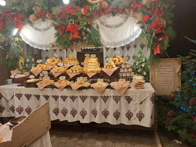 Jarmark Bożonarodzeniowy 2025 na Rynku Głównym w Krakowie. Jedzenie drogie jak nigdy