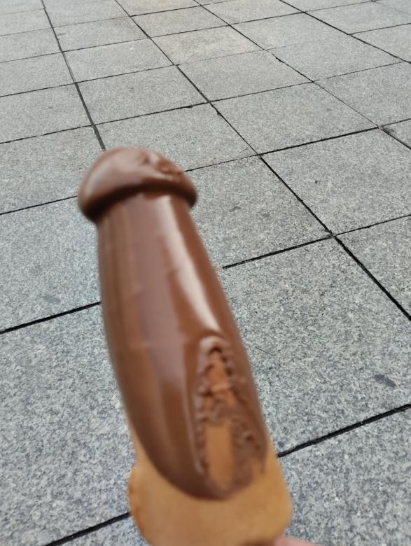 Penisy i waginy słodkie jak maliny! Byliśmy w kontrowersyjnej piekarni Dickery w Katowicach