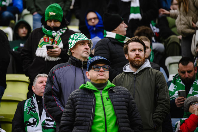 Lechia Gdańsk - Raków Częstochowa; Zdjęcia kibiców z meczu 30. kolejki PKO BP Ekstraklasy