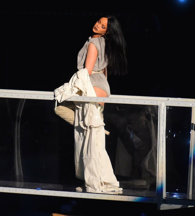 Rihanna w 2016 roku