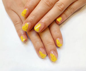 Serowy manicure, cheese nails 