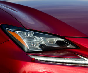 Lexus RC 300h F Sport