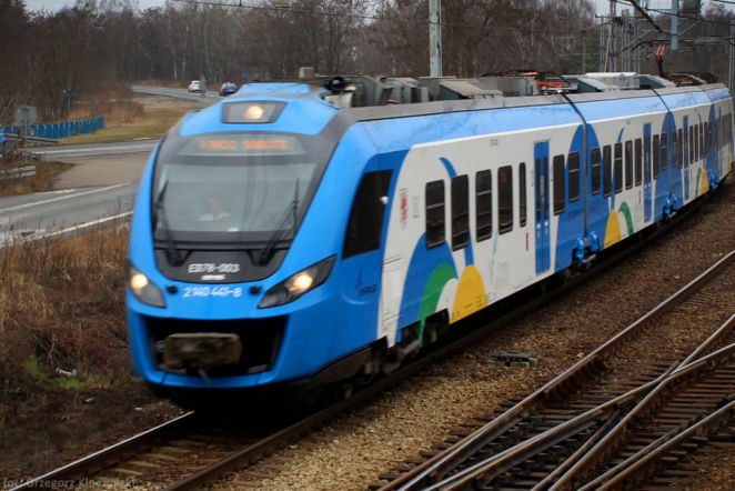 Koszmarny wypadek na torach. Dwie nastolatki potrącone przez pociąg