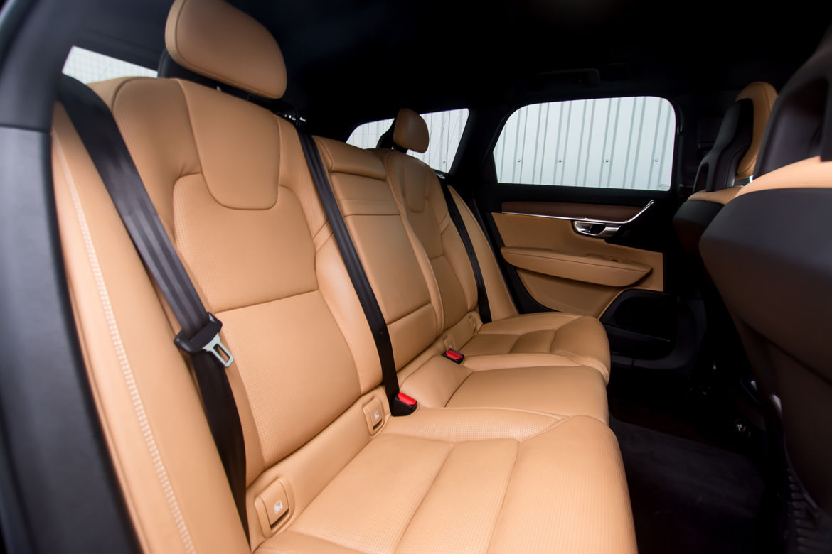 Volvo V90 D5 235 KM AWD Summum