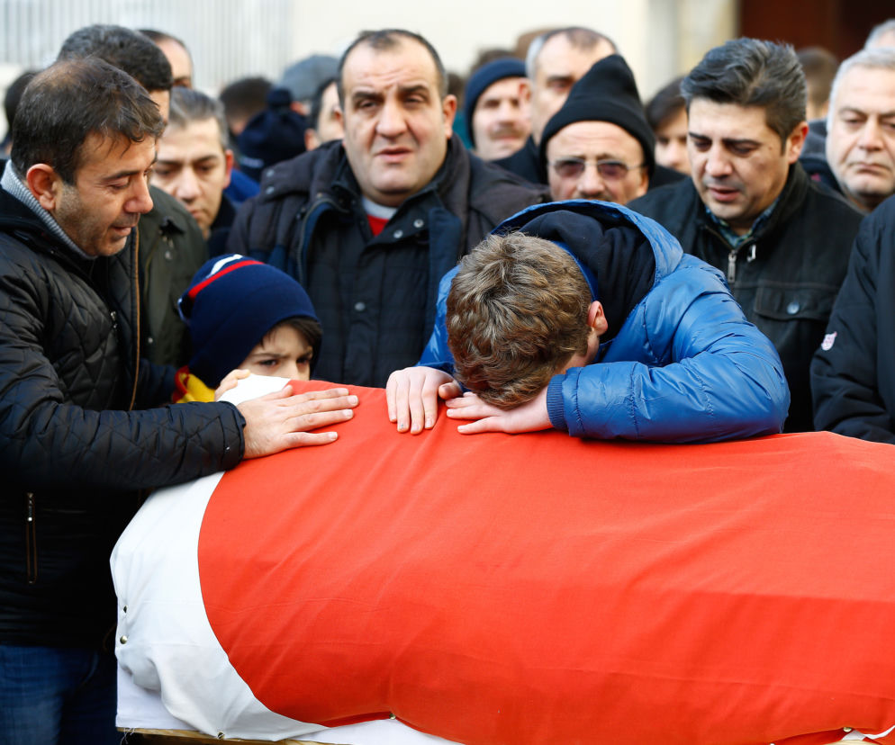 Mikołaj terrorysta zabił im tatusia! Rozpacz rodzin ofiar zamachu w Stambule