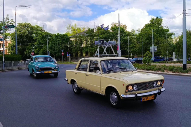 Parada zabytkowych pojazdów w Szczecinie