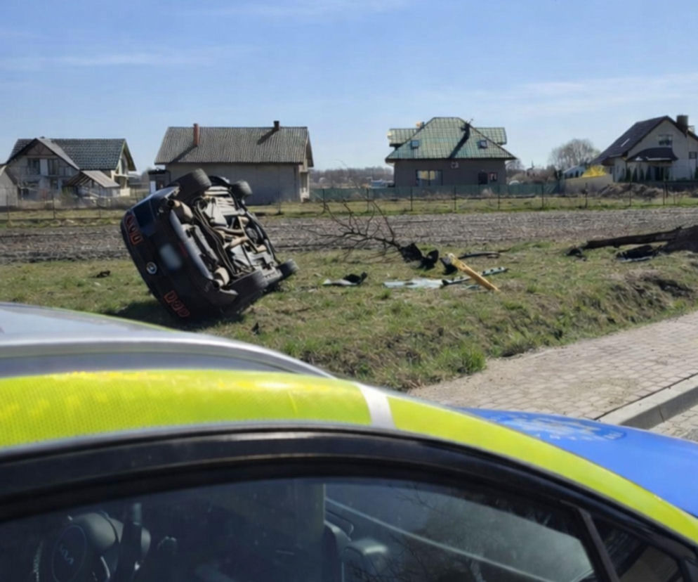 Sprawdzili go w sobotę, w niedzielę dachował. Pijany 53-latek w rękach mundurowych